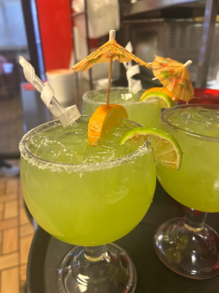 Un-Valentines Night Ticket – Build Your Own Bouquet